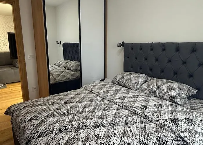 Pearl * زلاتيبور