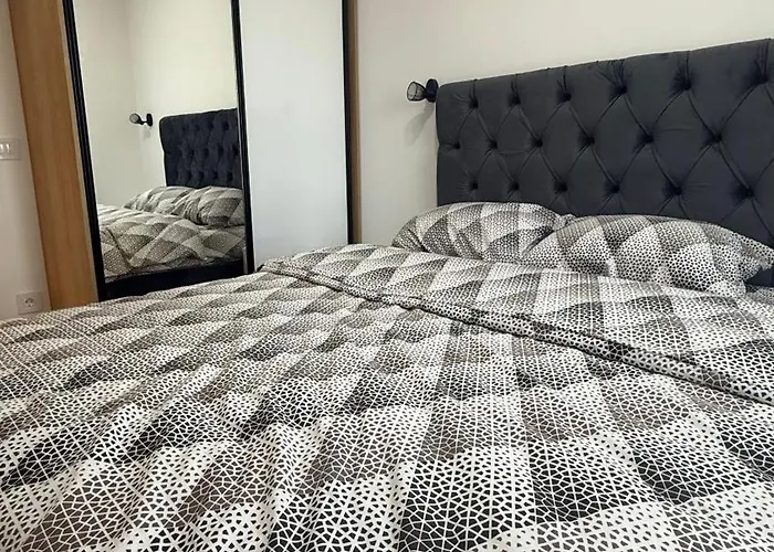 Pearl * زلاتيبور