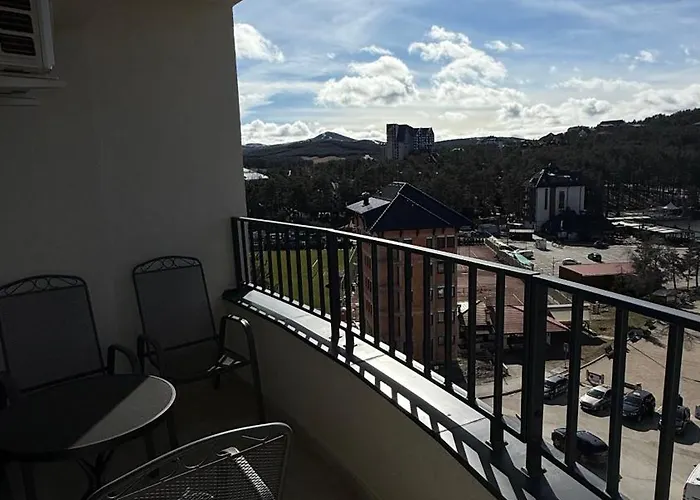 Pearl * زلاتيبور